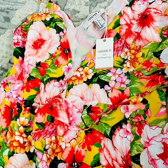 Summer Ready Sleeveless Calf-length wrap around dress. Never worn NWT! - Picture 4 of 7